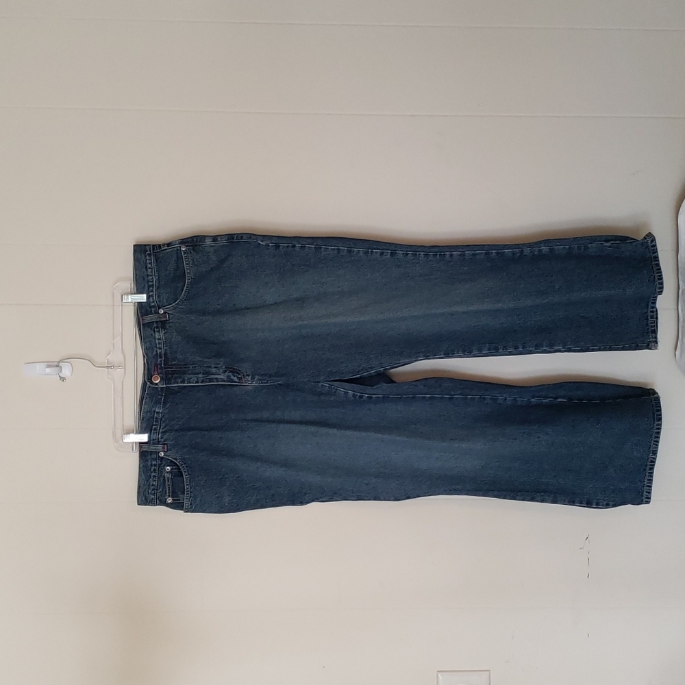 Ladies Straight Leg Jeans Size 22 Avenue Blues